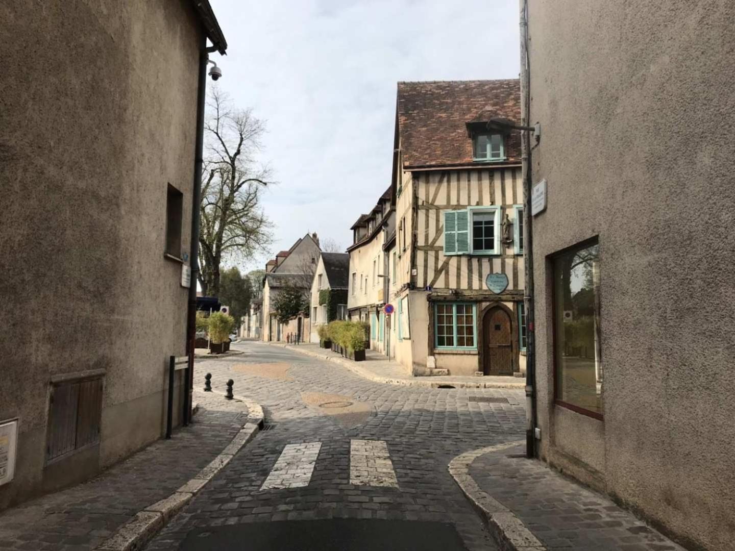 T3 De 55M2 Au Centre De Chartres Avec Parking Apartman Kültér fotó