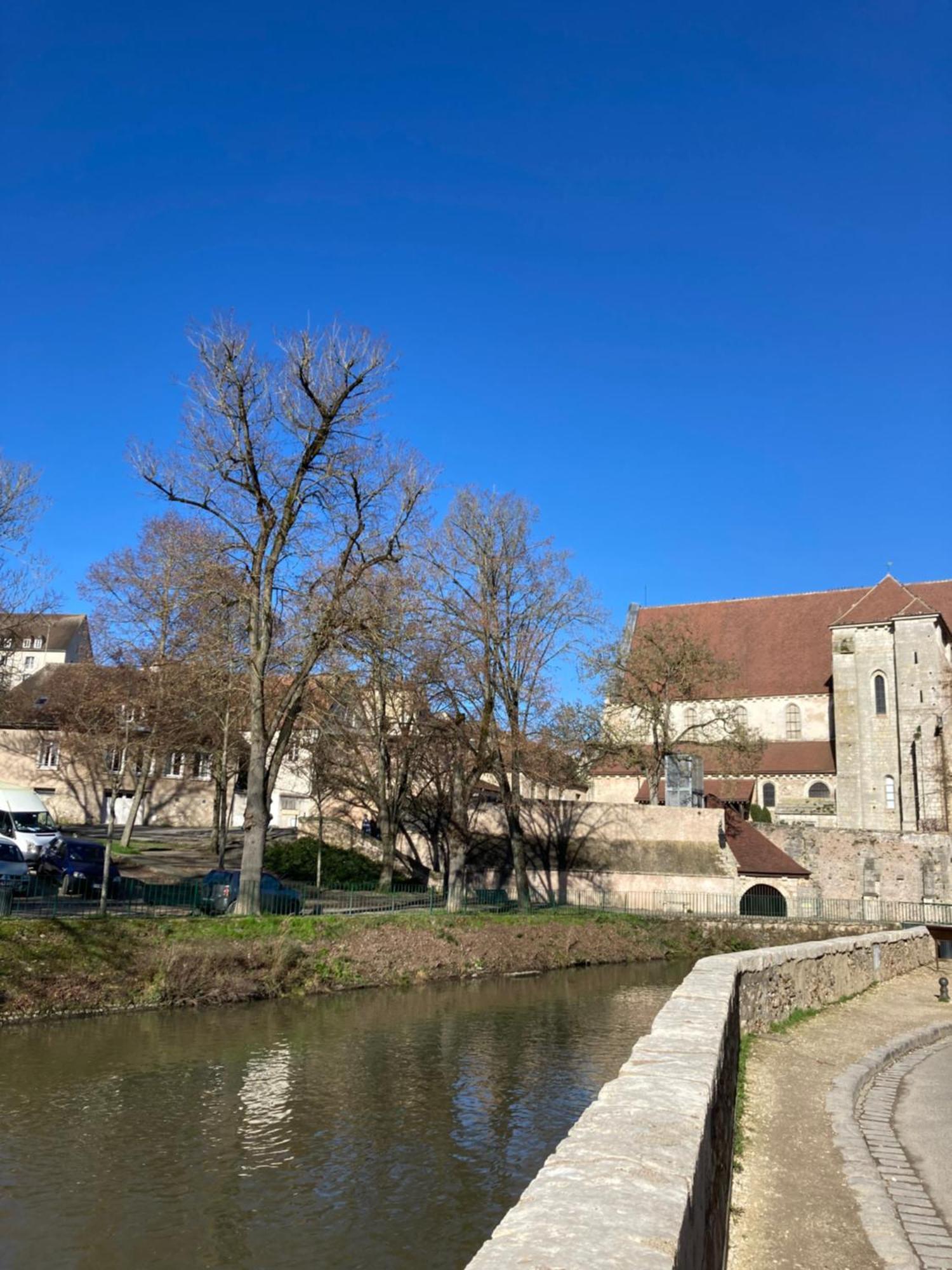 T3 De 55M2 Au Centre De Chartres Avec Parking Apartman Kültér fotó